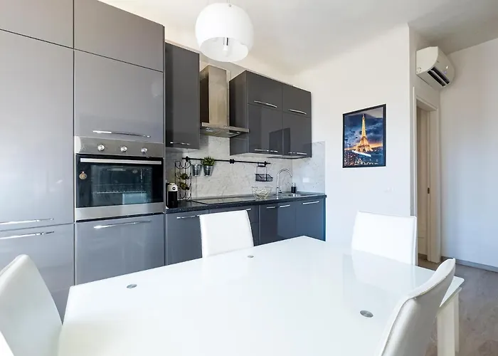 Luxury Next To The Francescana Apartament *